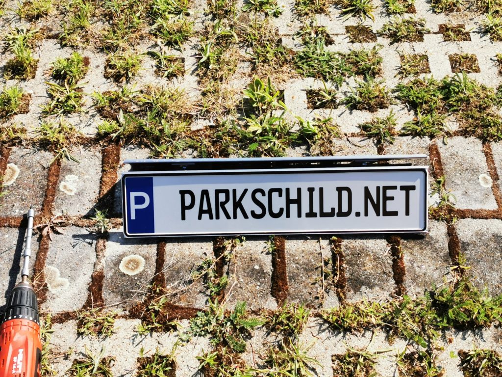 Gallerie –   die Parkschild-Halterung aus Edelstahl